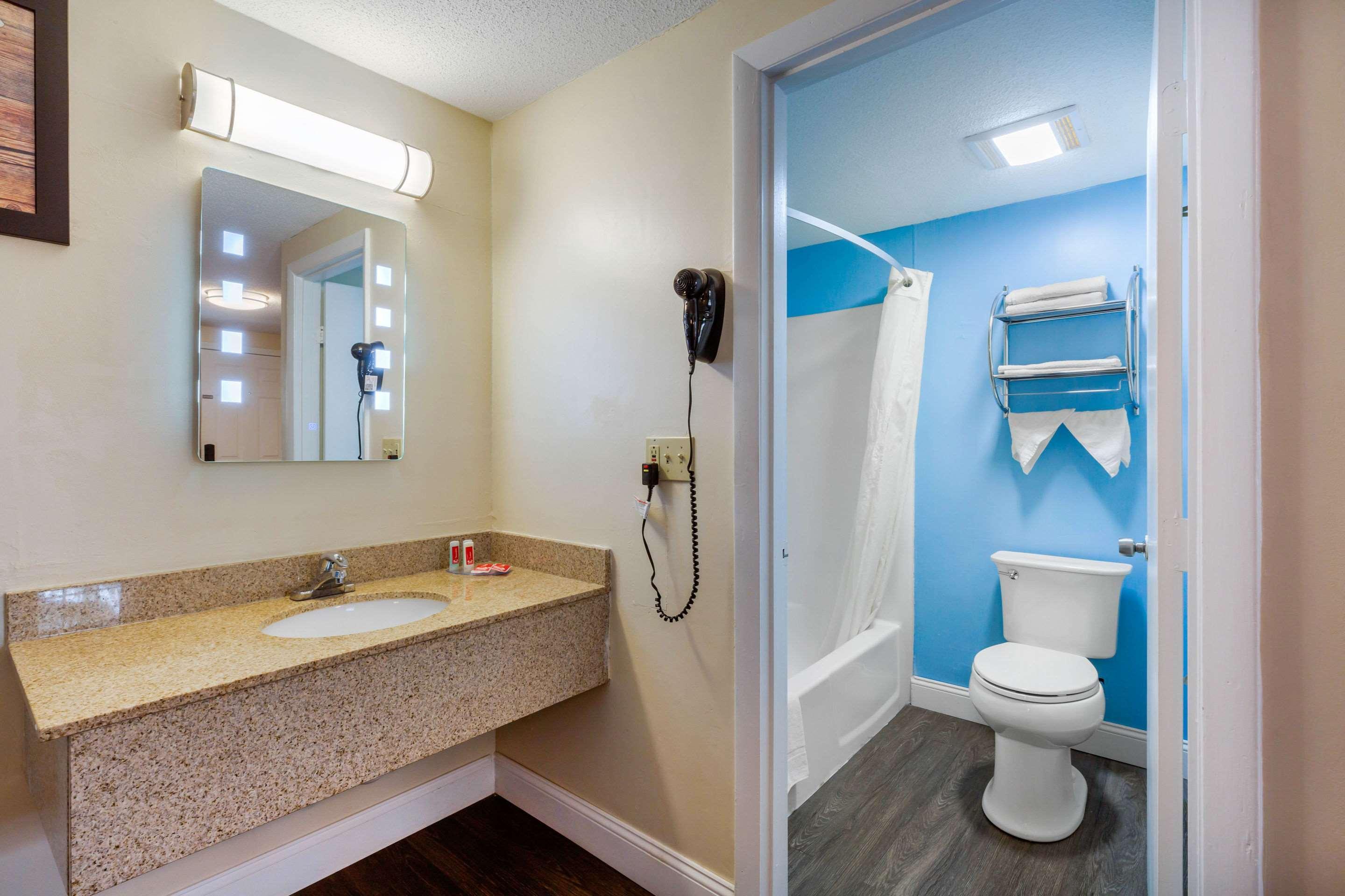 Econo Lodge By Choice - Cape Cod West Yarmouth Dış mekan fotoğraf
